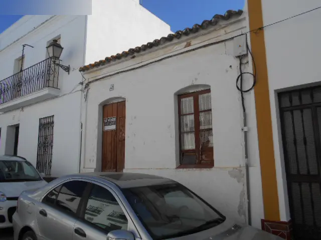 Vivienda en Villanueva de los Castillejos