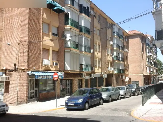 Local en San Juan de Aznalfarache