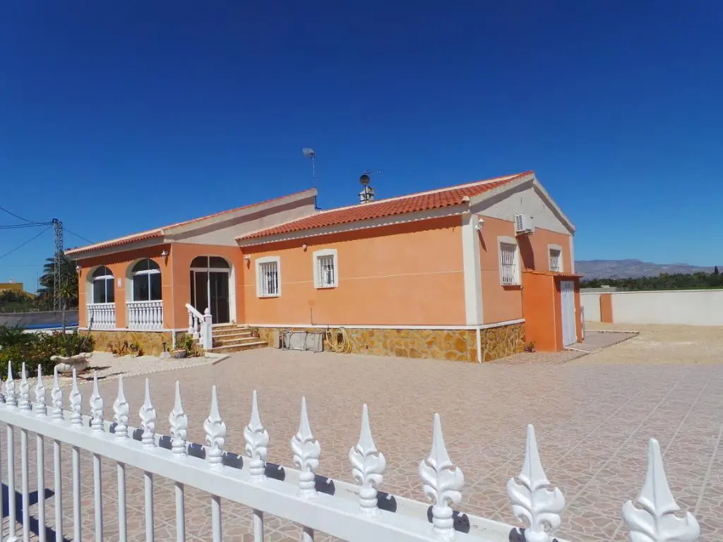 Vivienda en Catral