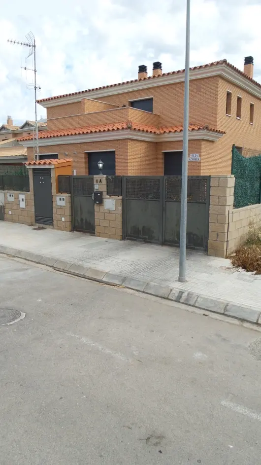 Vivienda en Santa Oliva