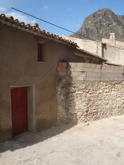 Vivienda en Elche de la Sierra