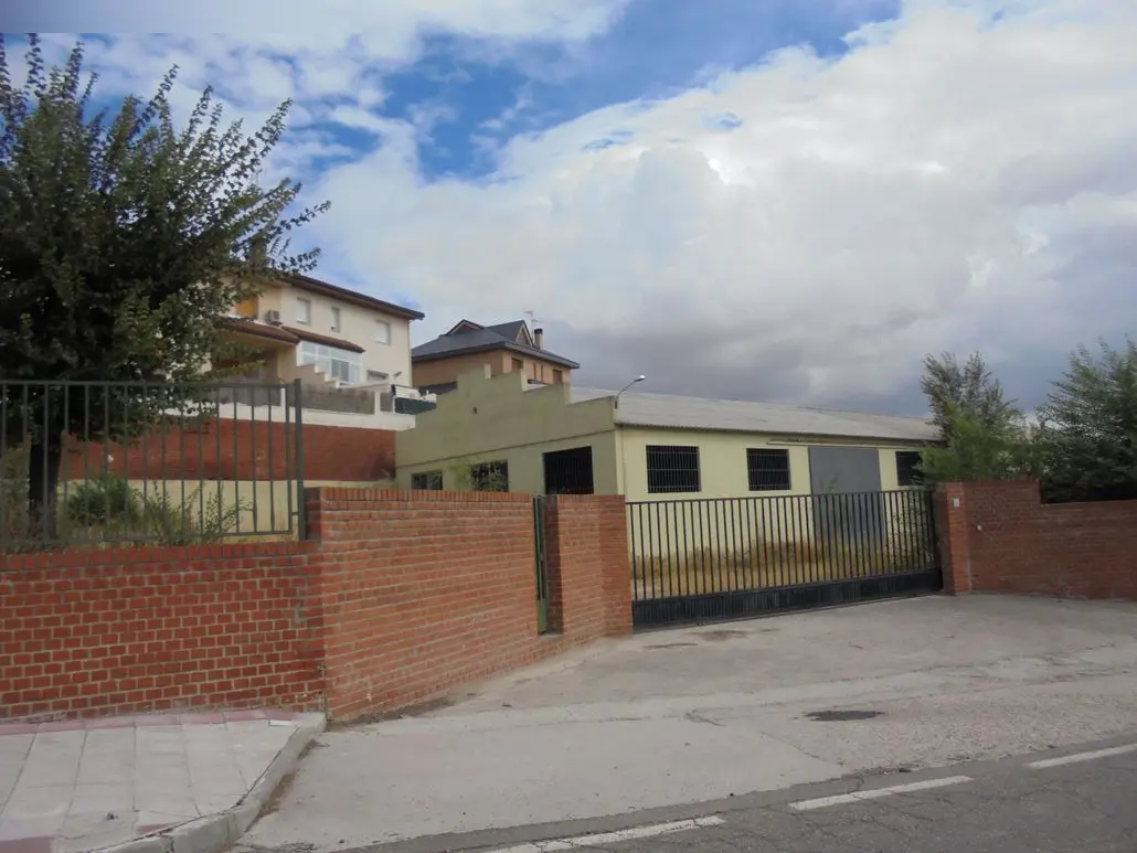 Terreno en Borox