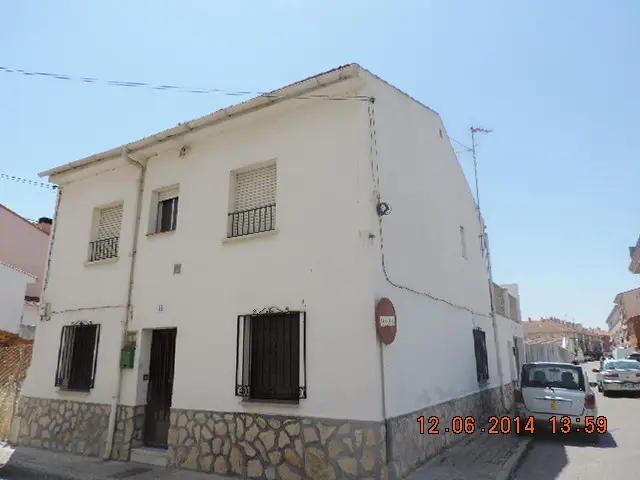 Vivienda en Alovera