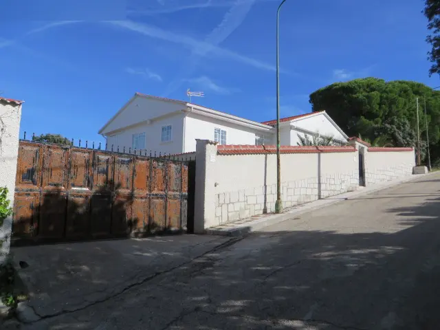 Vivienda en Villa del Prado