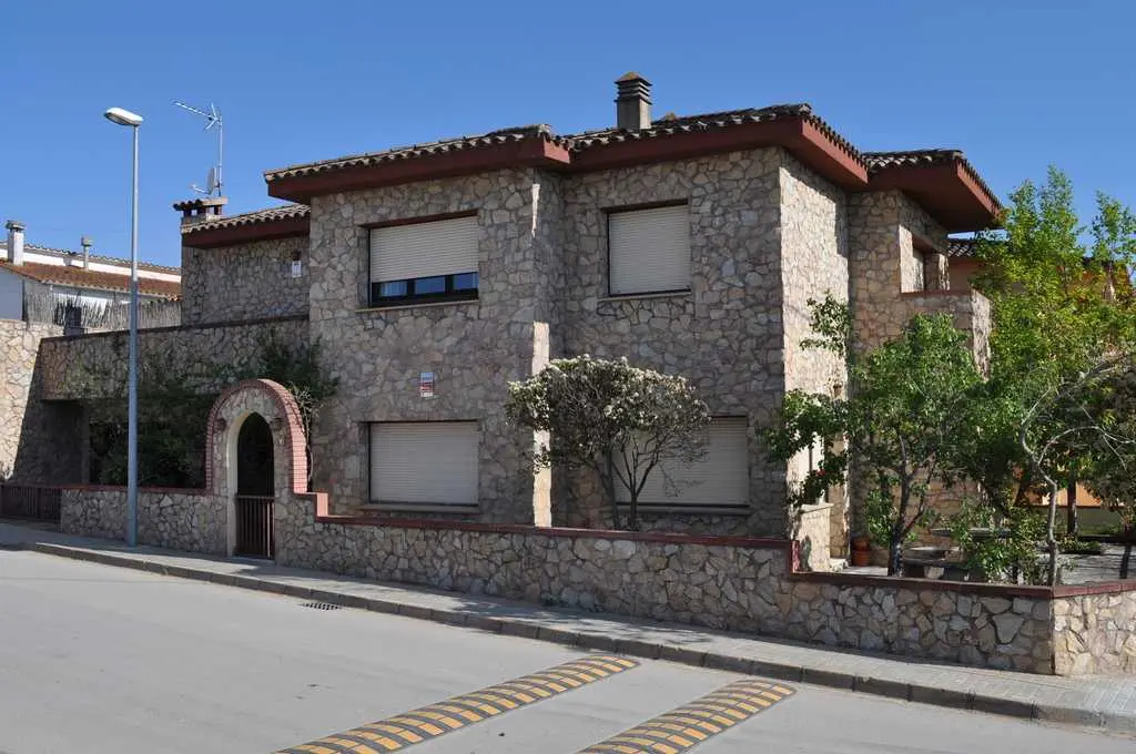 Vivienda en Serinyà