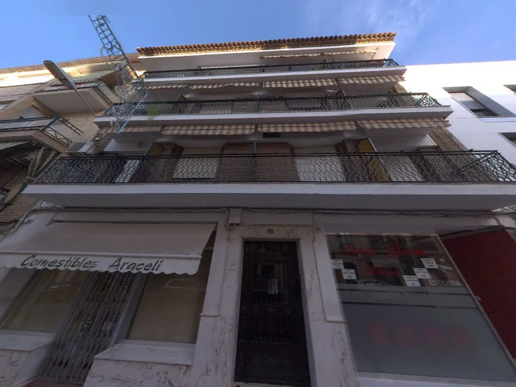 Vivienda en Lucena