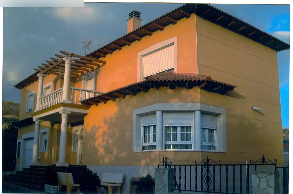 Vivienda en Almoguera