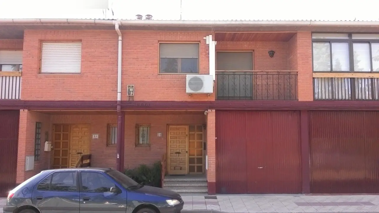Vivienda en La Almunia de Doña Godina