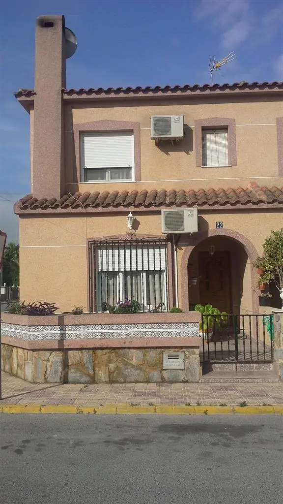 Vivienda en Jacarilla