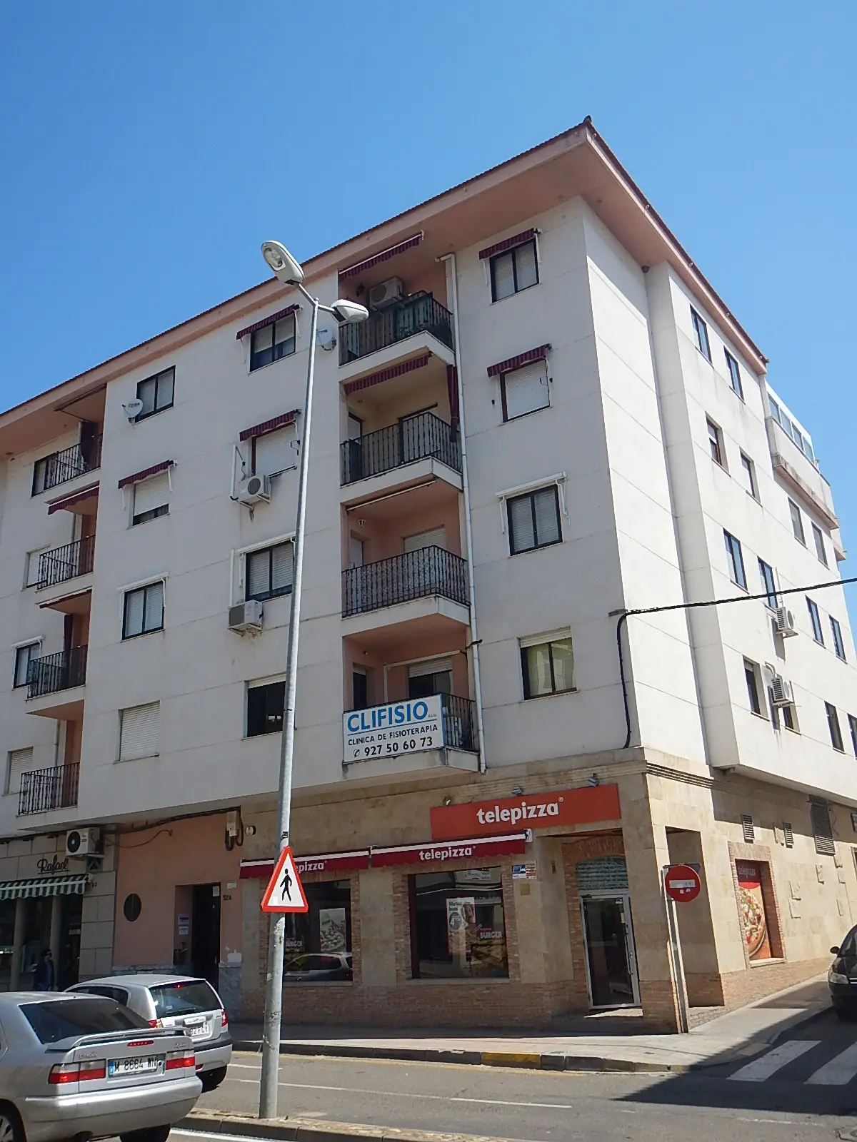 Local en Coria