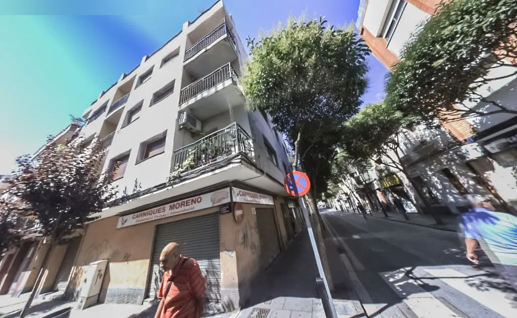 Local en Badalona