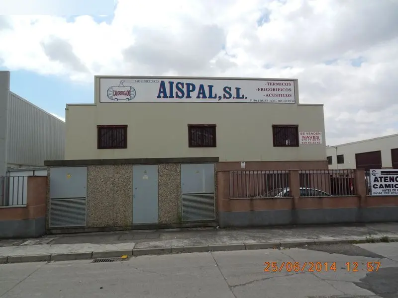 Nave en Villamuriel de Cerrato