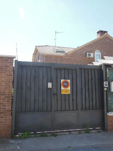 Vivienda en Villanueva de la Torre