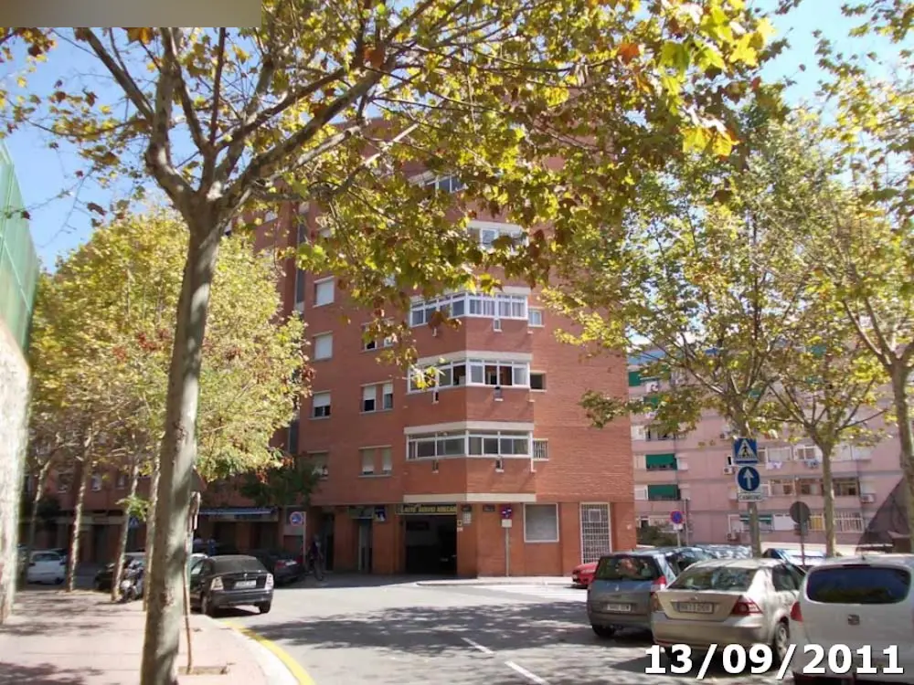 Local en Esplugues de Llobregat