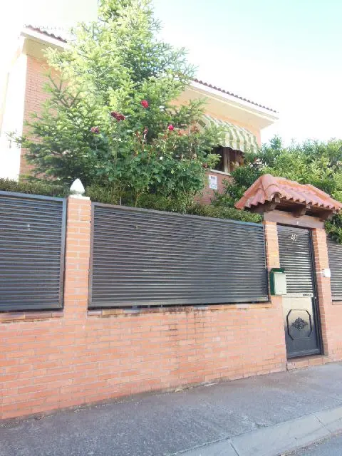 Vivienda en Villanueva de la Torre