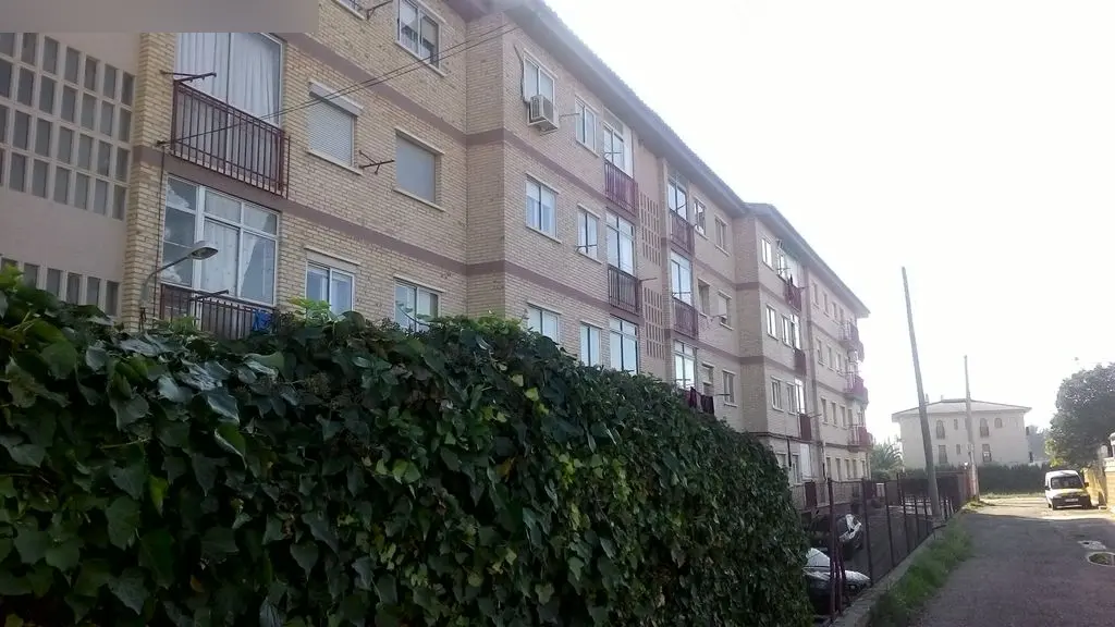 Vivienda en Cadrete