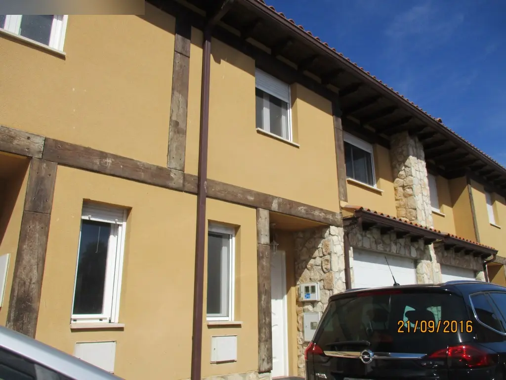 Vivienda en Fresnillo de las Dueñas