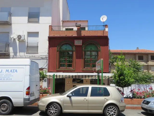 Local en Armilla
