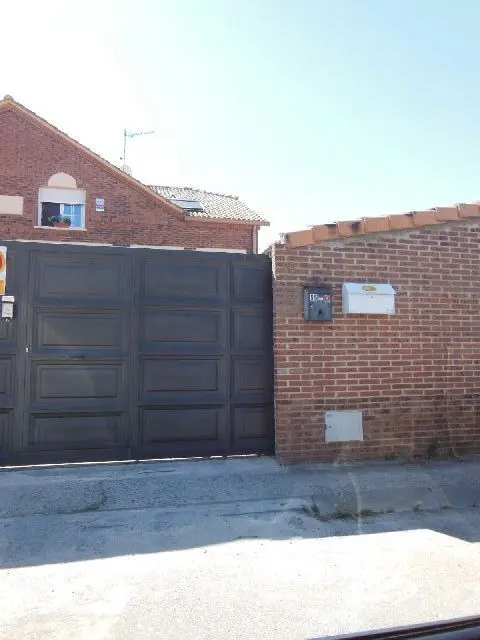 Vivienda en Villanueva de la Torre