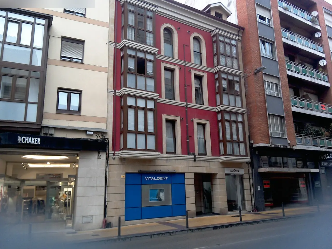Local en Torrelavega