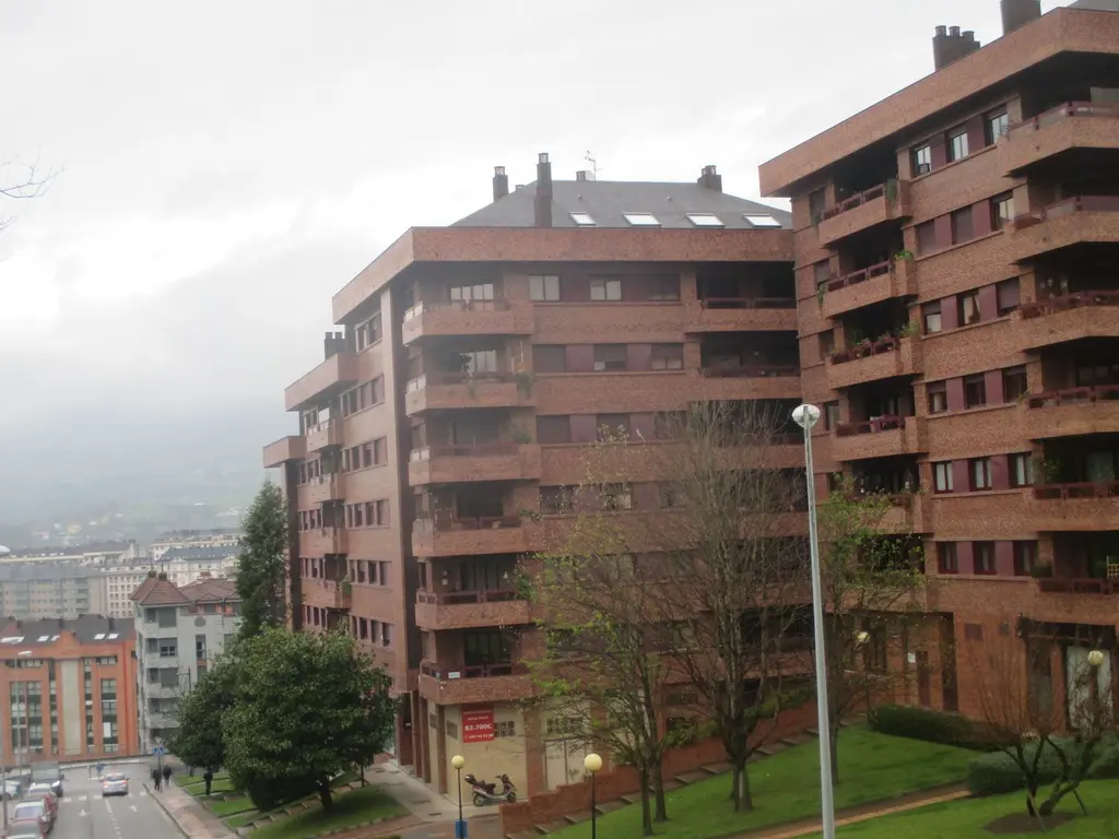 Local en Oviedo