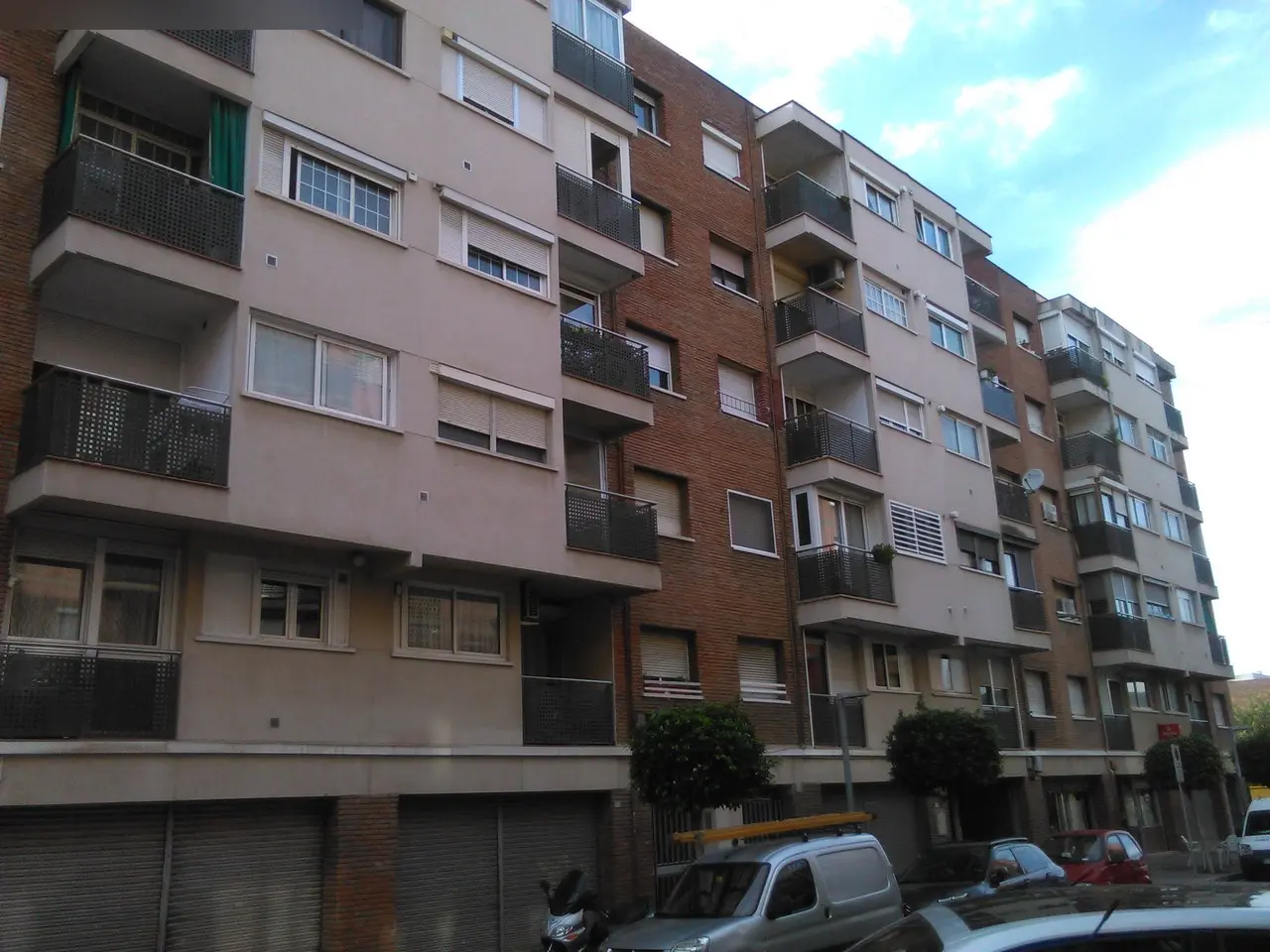 Local en Sant Feliu de Llobregat