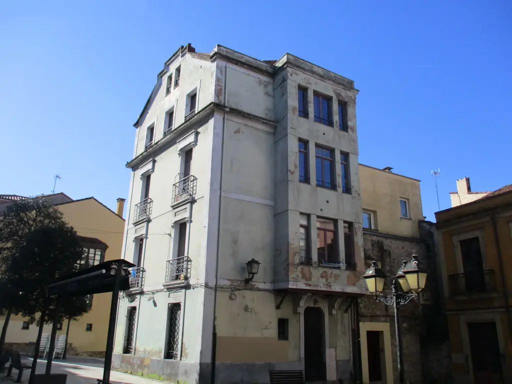 Local en Gijón