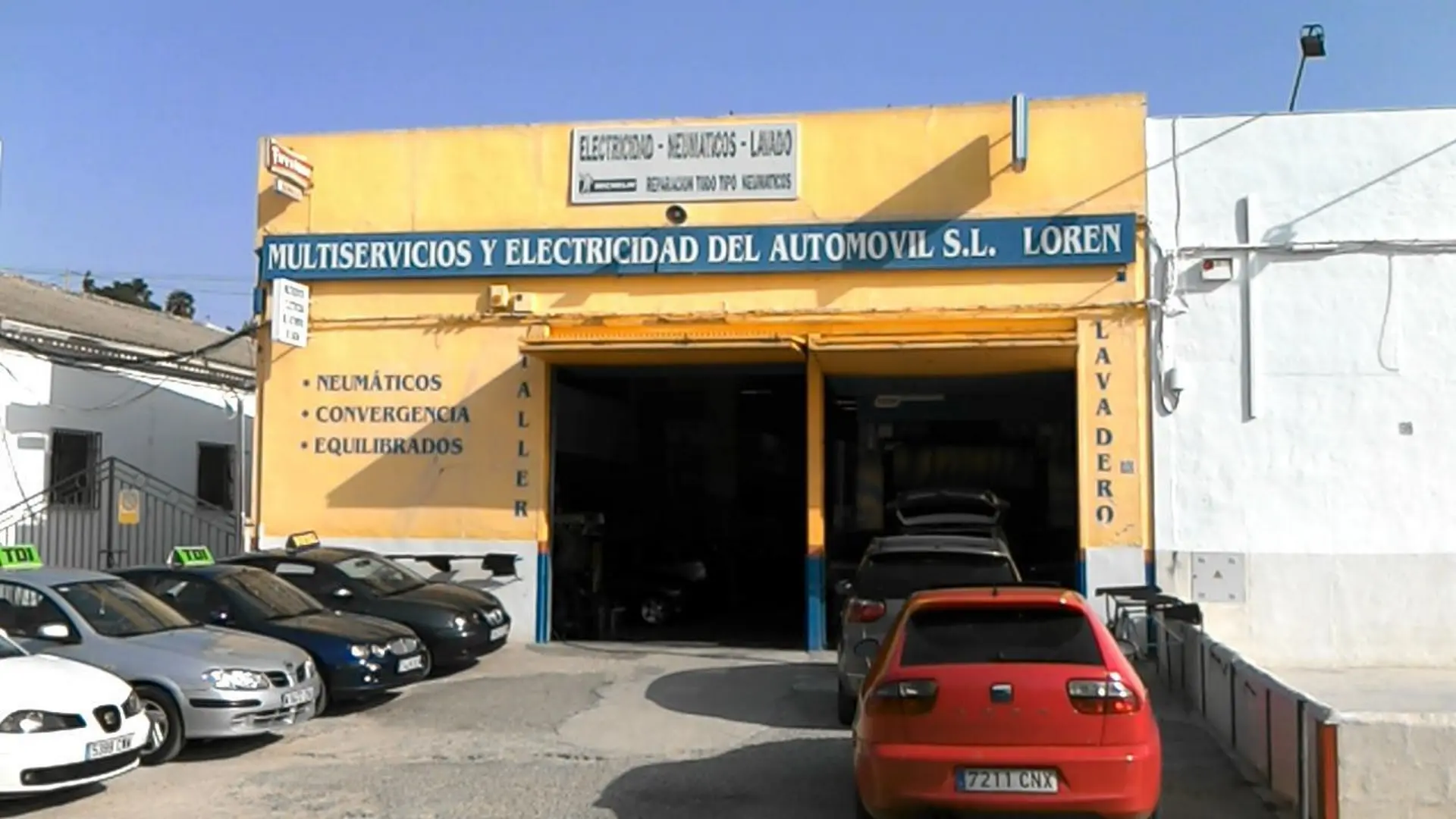 Nave en Baena