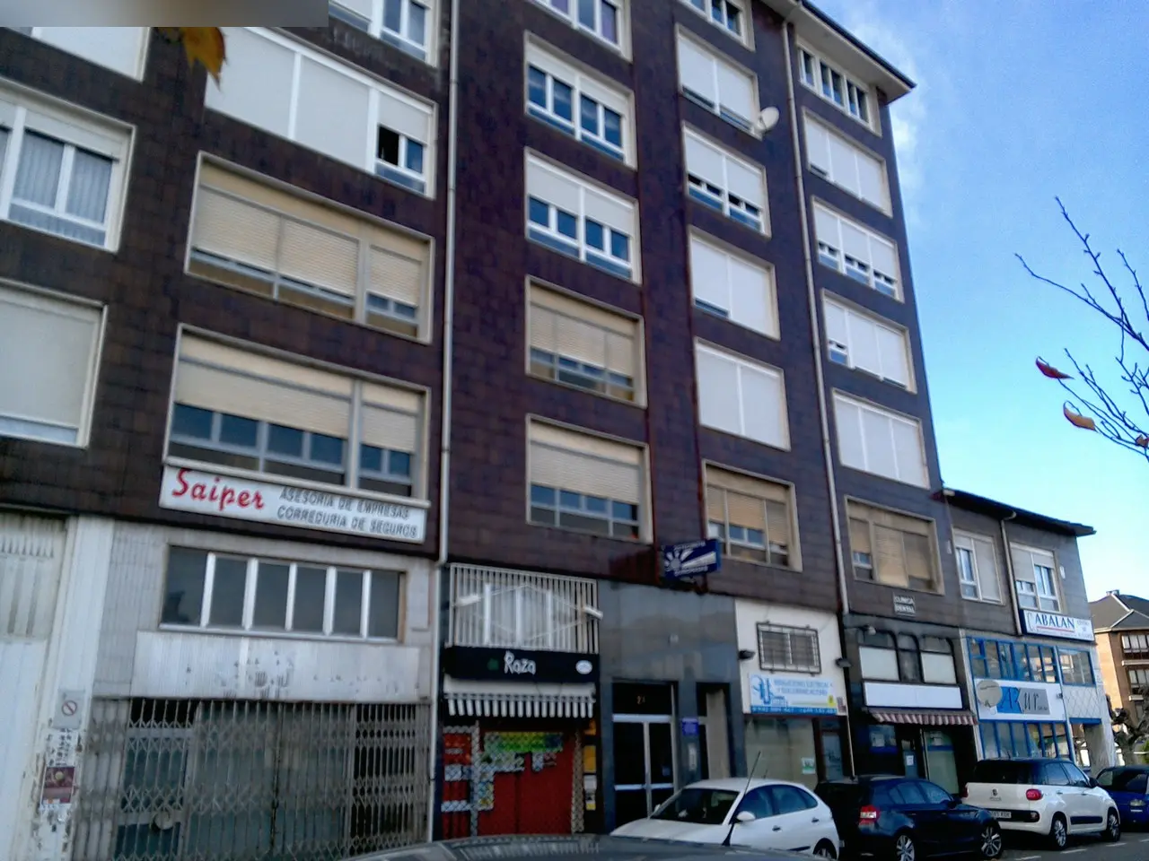 Local en Los Corrales de Buelna