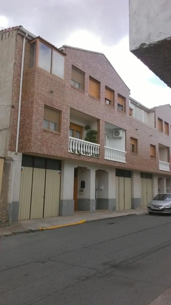 Vivienda en La Almunia de Doña Godina