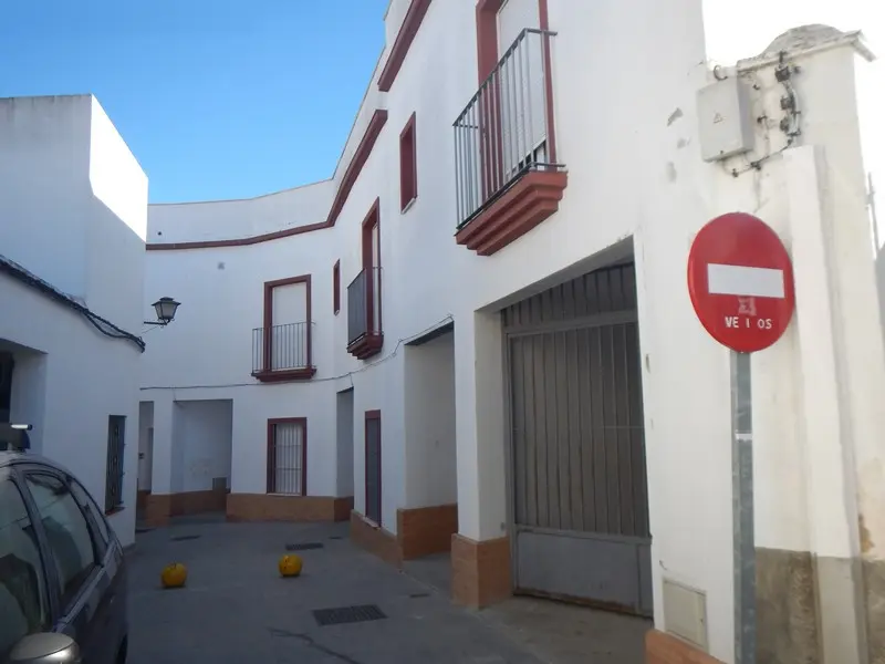 Vivienda en Villanueva del Ariscal