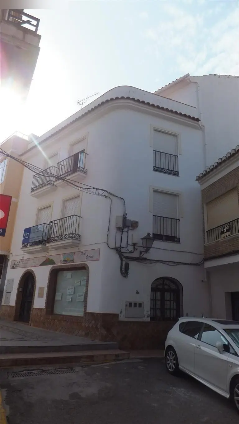 Vivienda en Pizarra