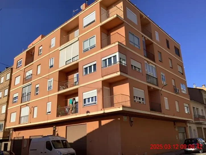 Vivienda en Requena