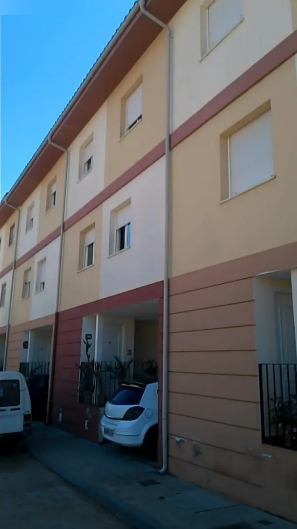 Vivienda en Cañamero