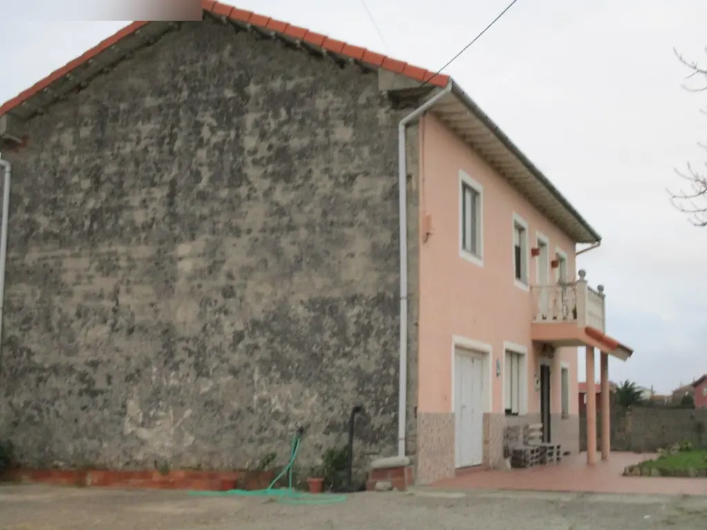 Vivienda en Santa Cruz de Bezana