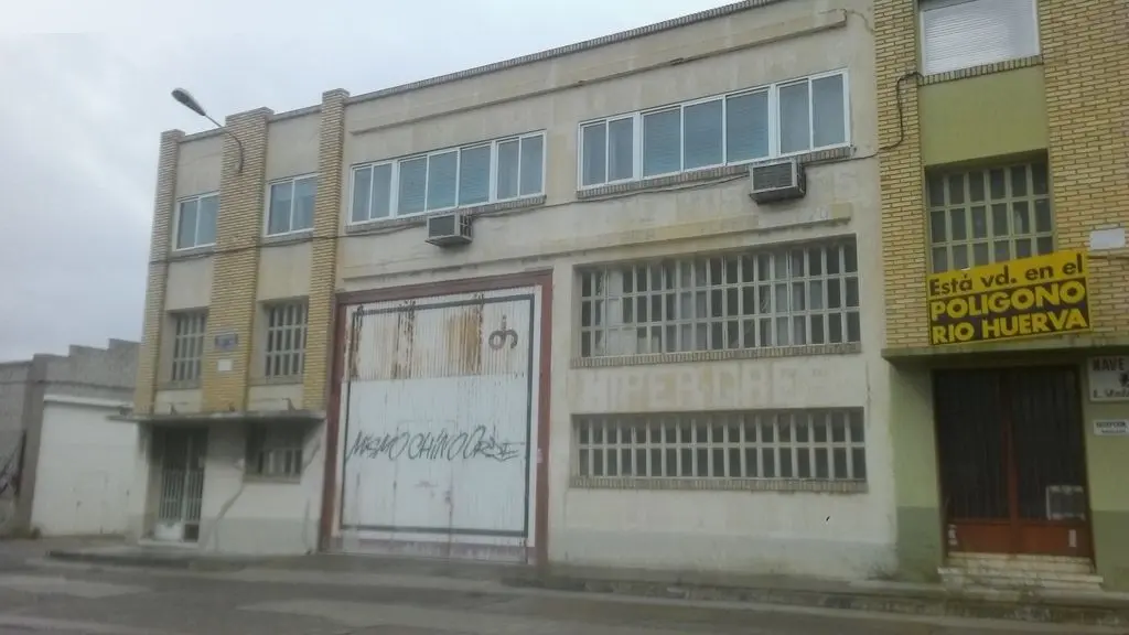 Nave en Cuarte de Huerva