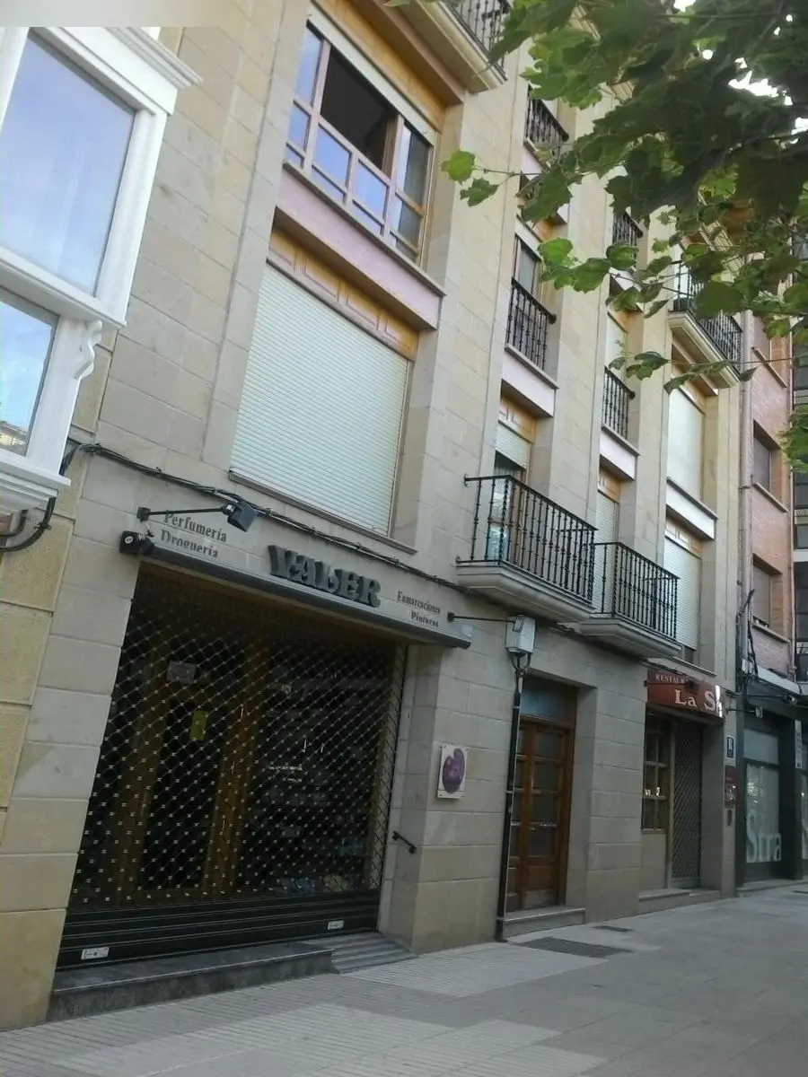 Trastero en Santo Domingo de la Calzada