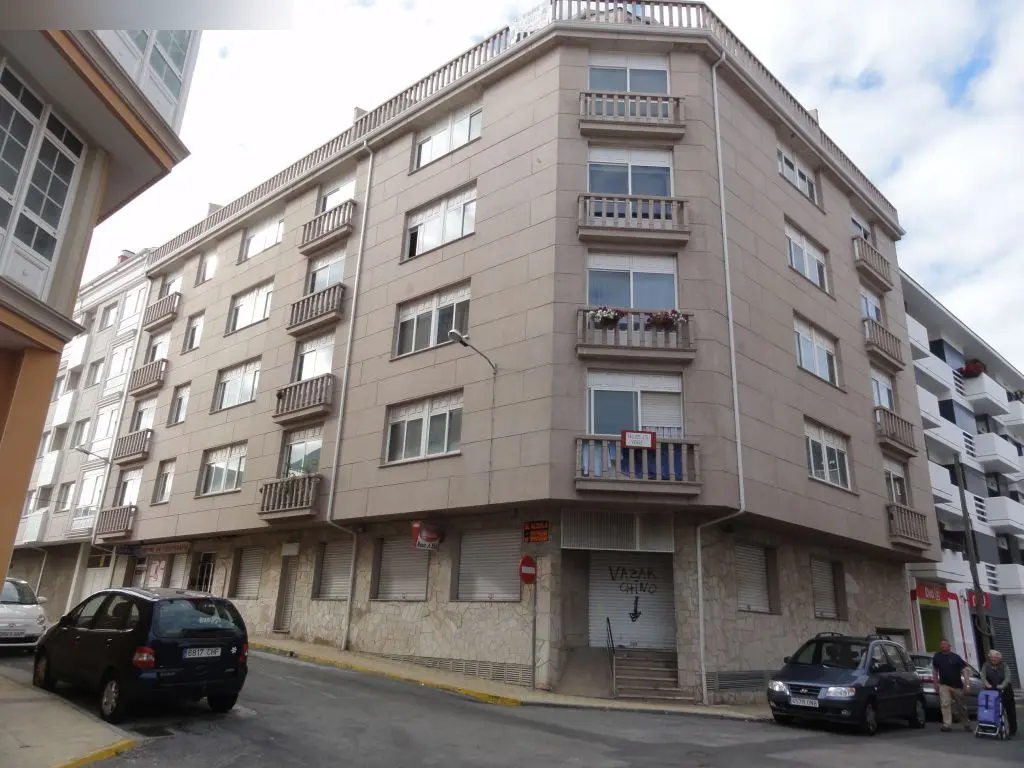 Local en Ares