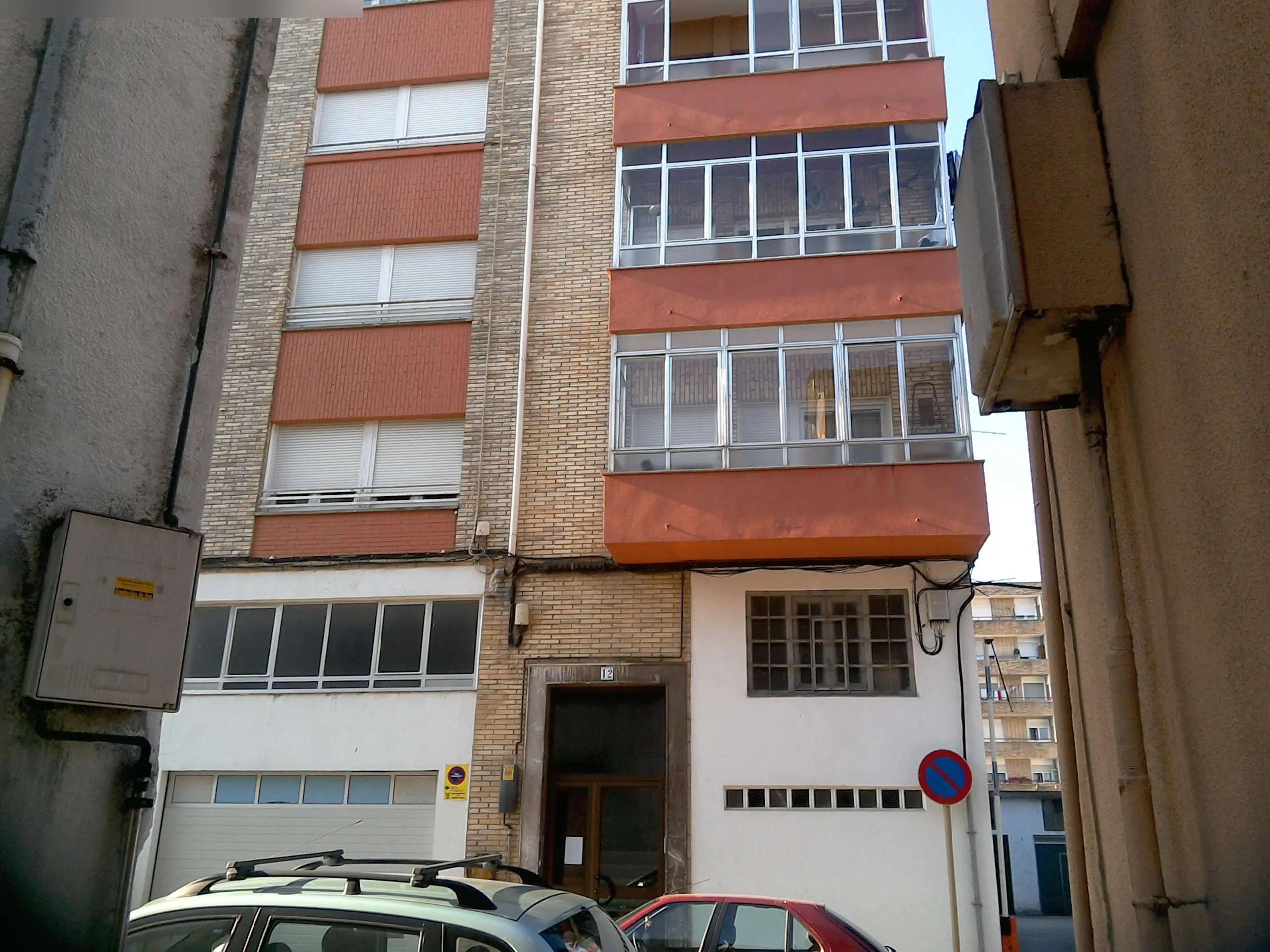 Local en Torrelavega