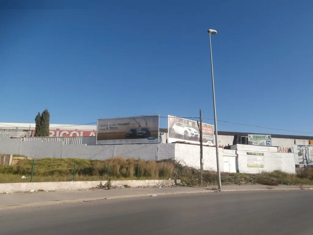 Nave en San Roque