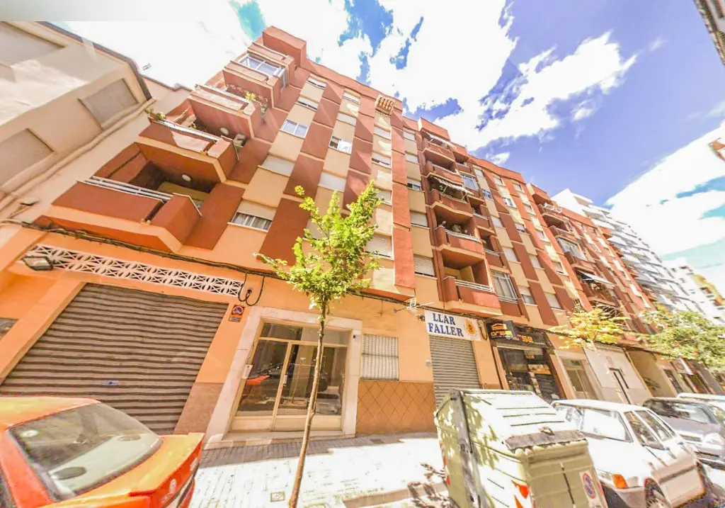 Local en Gandia