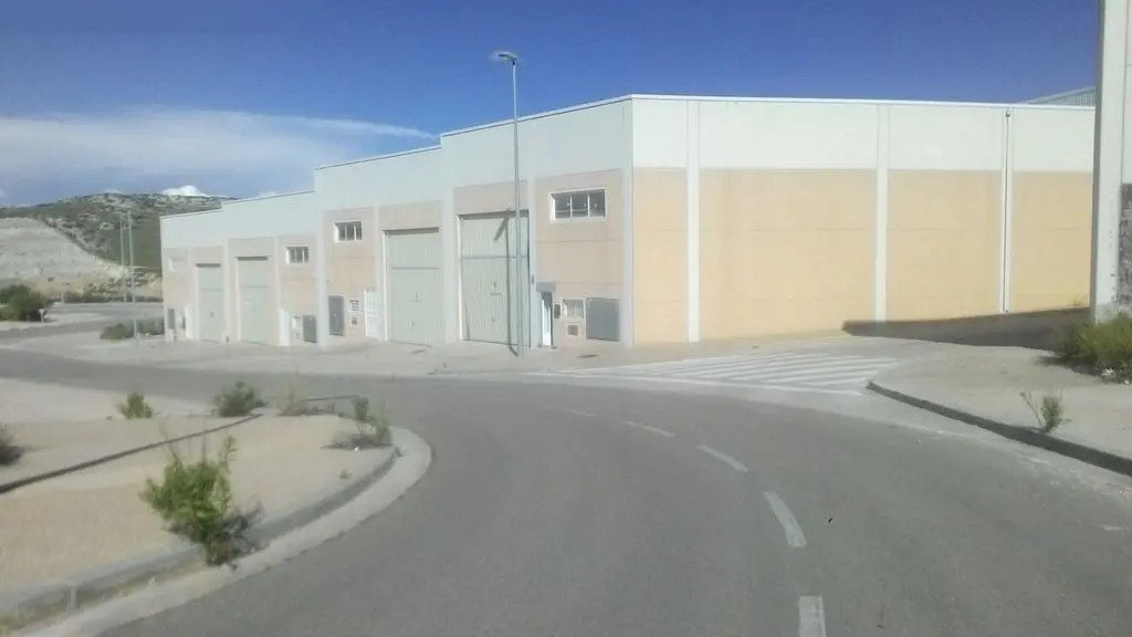 Nave en Cuarte de Huerva