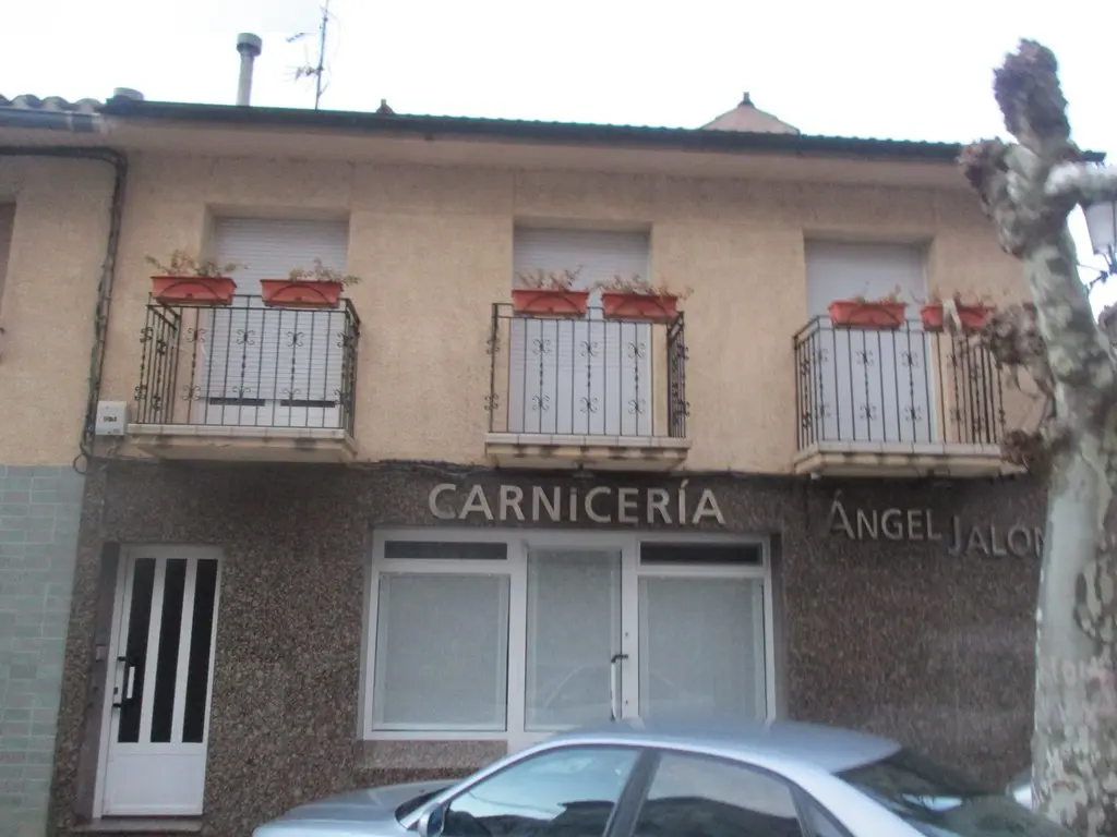 Vivienda en Viguera