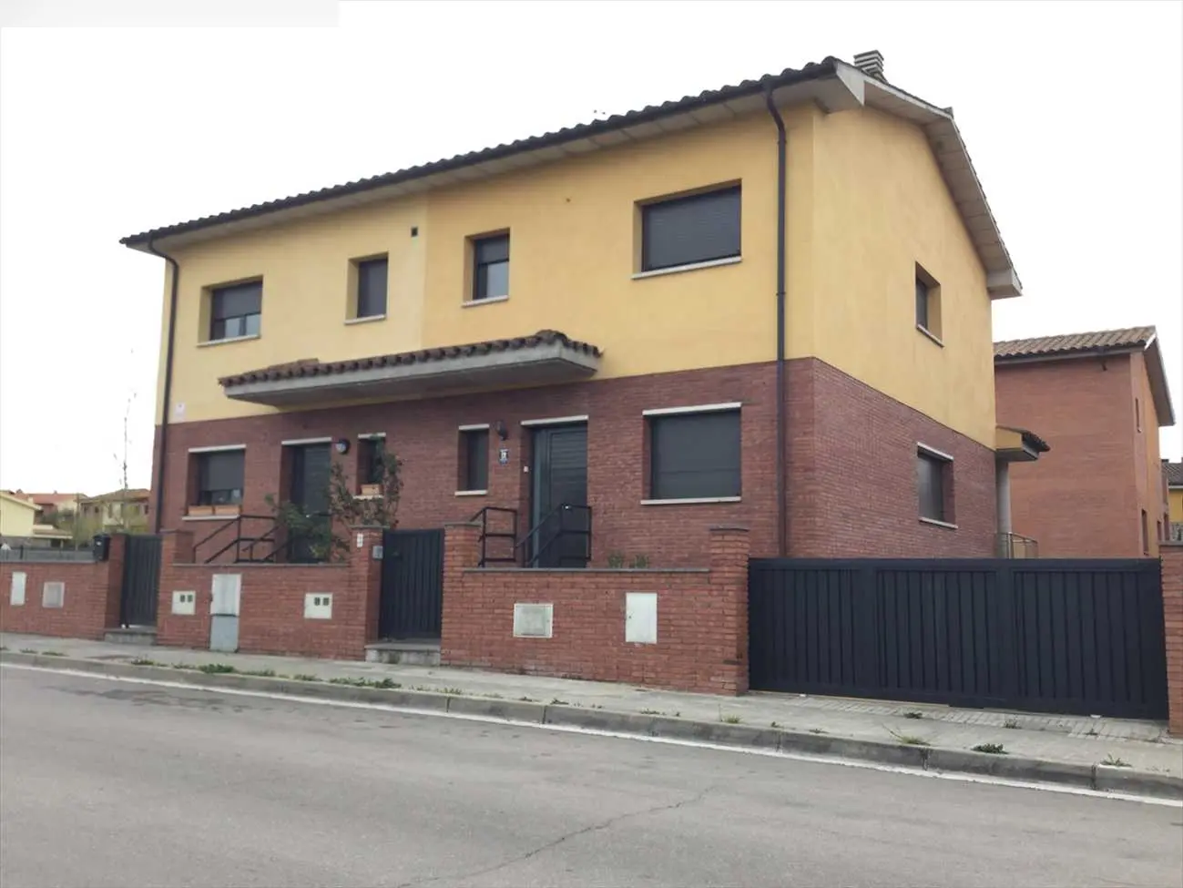 Vivienda en Roda de Ter