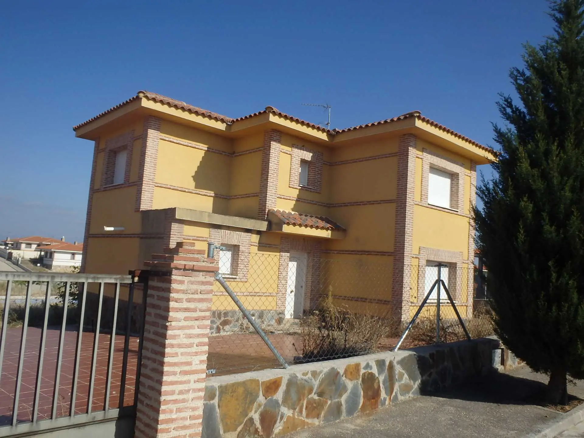 Vivienda en Lucillos