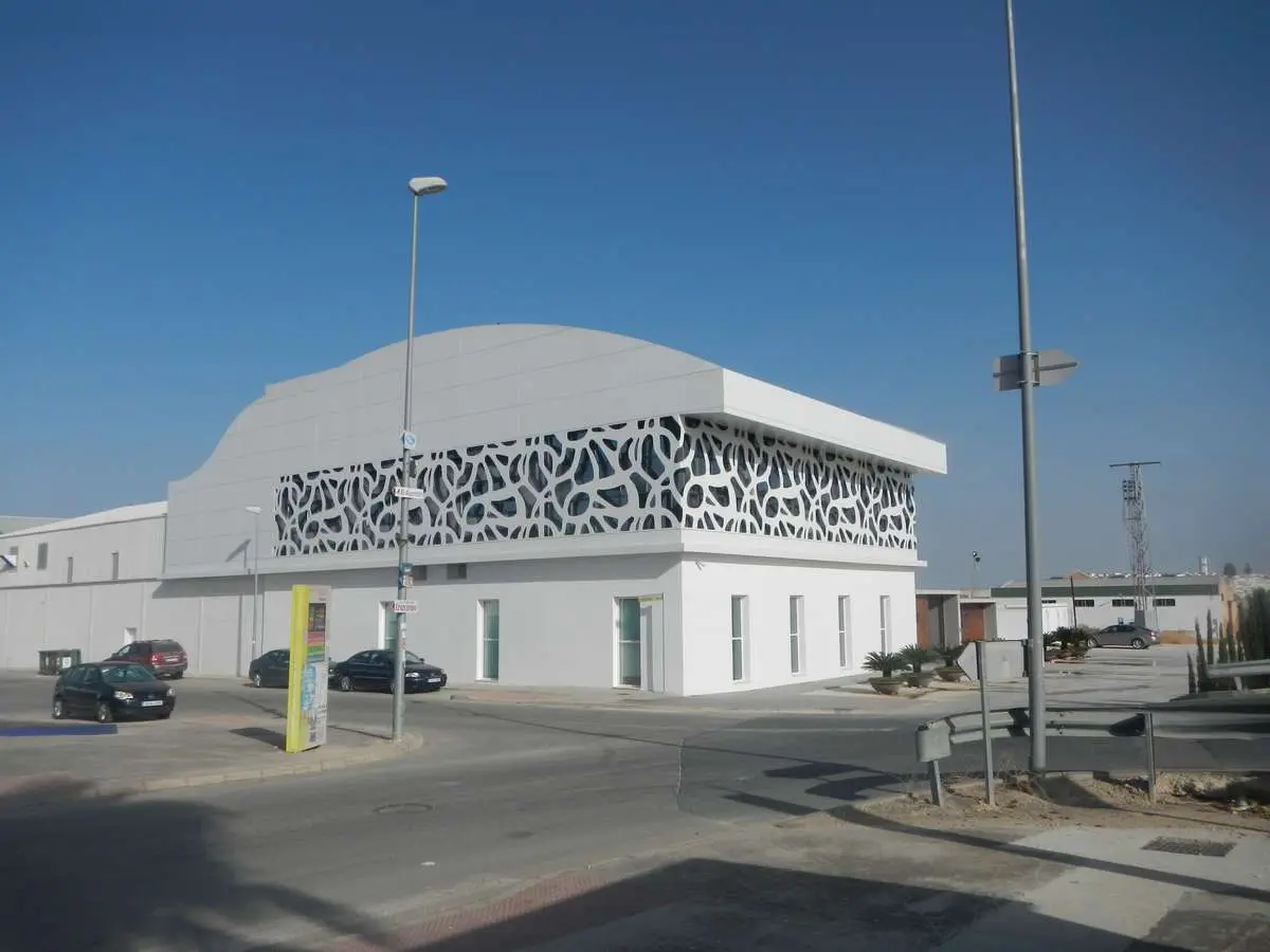 Nave en Arahal