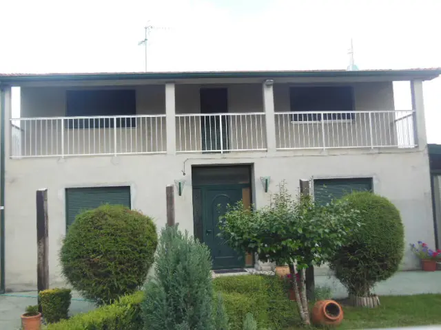 Vivienda en O Pereiro de Aguiar