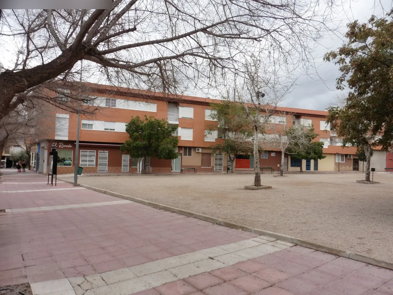 Local en Totana