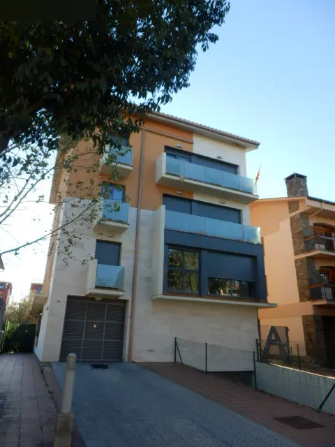 Vivienda en Calldetenes
