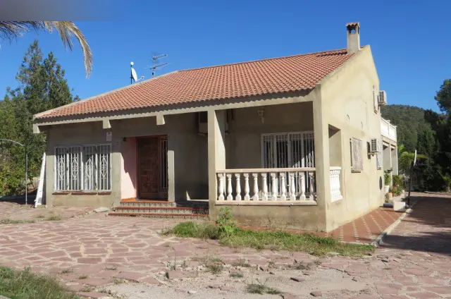 Vivienda en Olocau